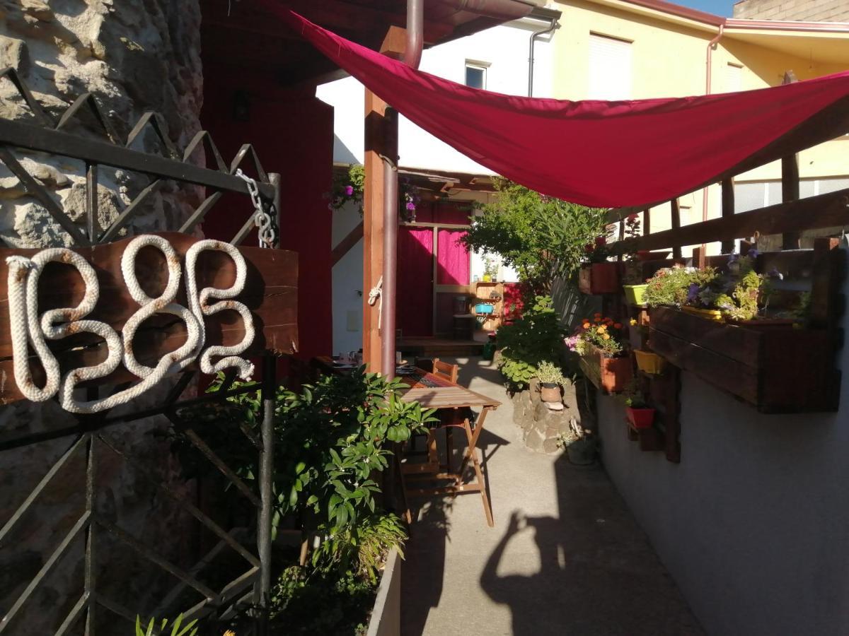 B&B Daddanca Ales Exterior photo