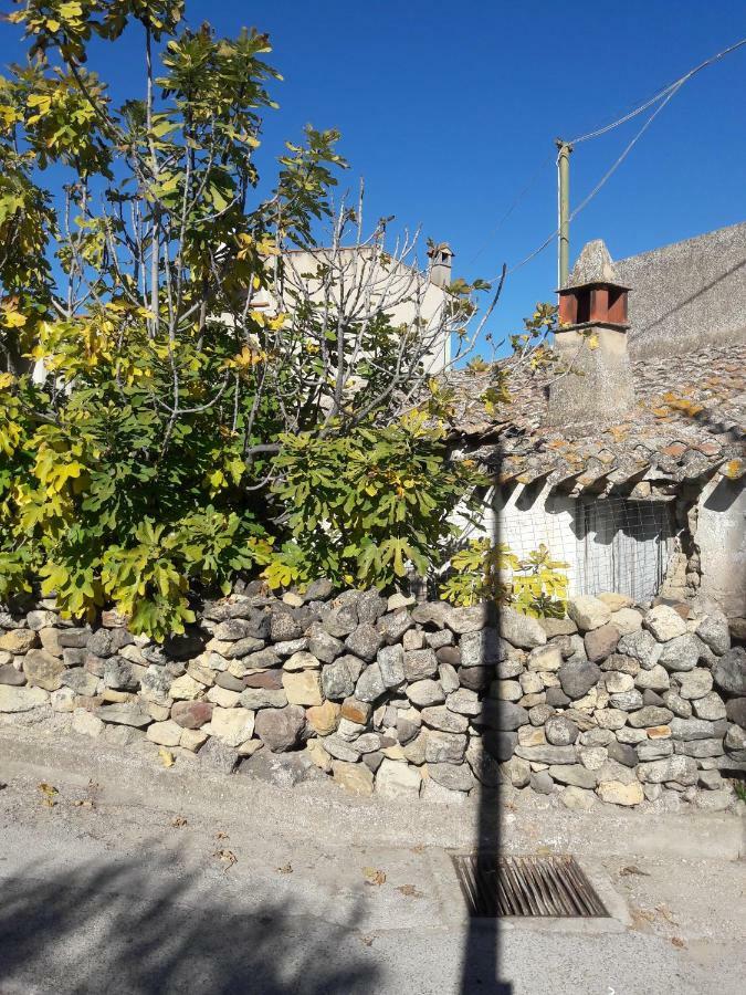 B&B Daddanca Ales Exterior photo